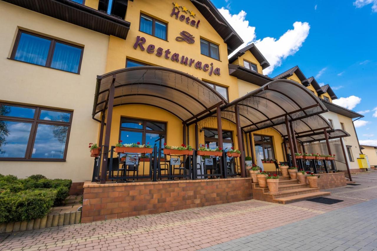 Hotel Szelcow Lesko Buitenkant foto